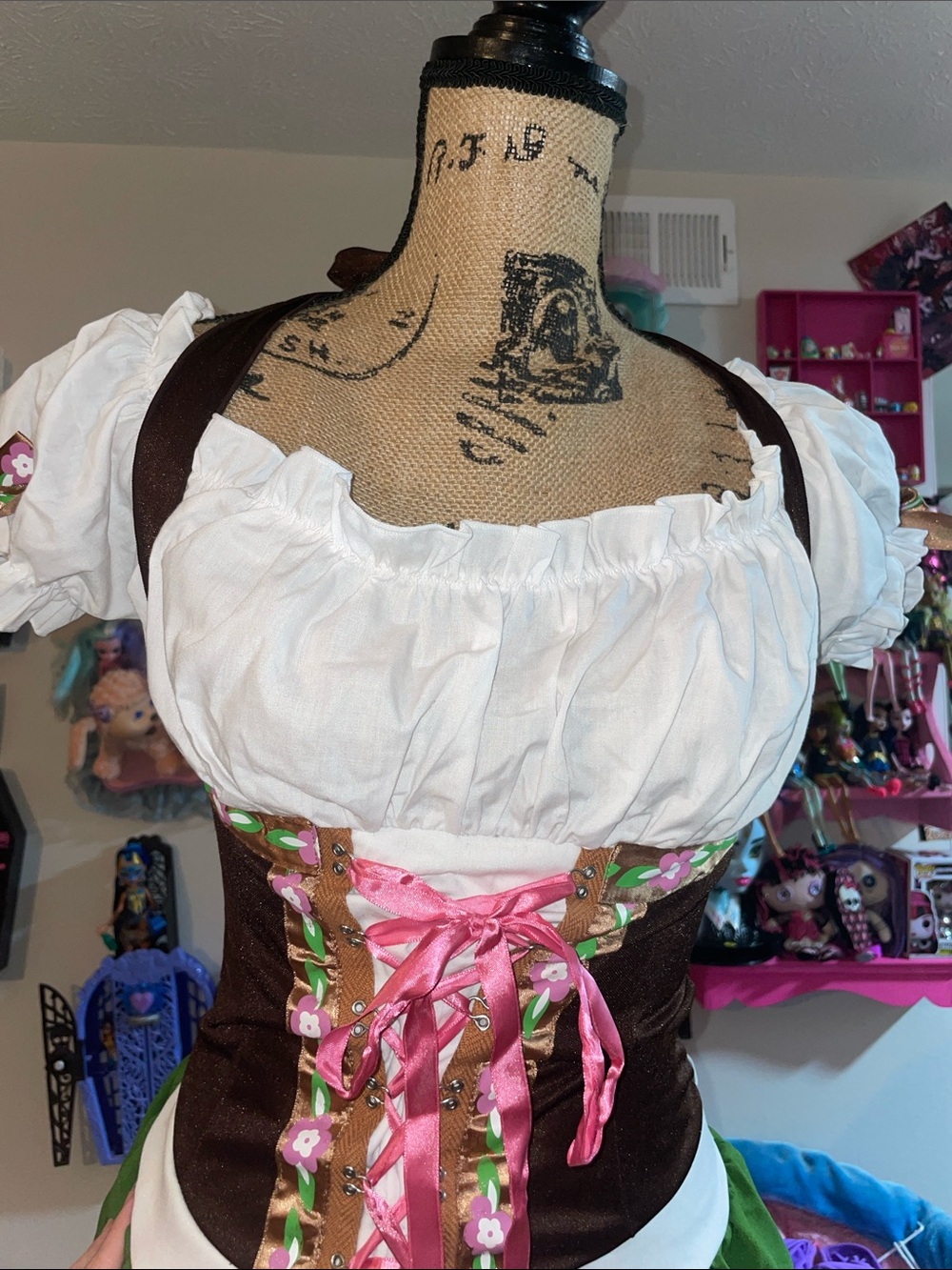 Women’s Green & White Floral Peasant Costume Dress with Pink Trim - Picture 4 of 7